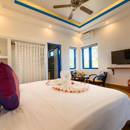 Local Beach Front Villas Tan Thanh Екстериор снимка