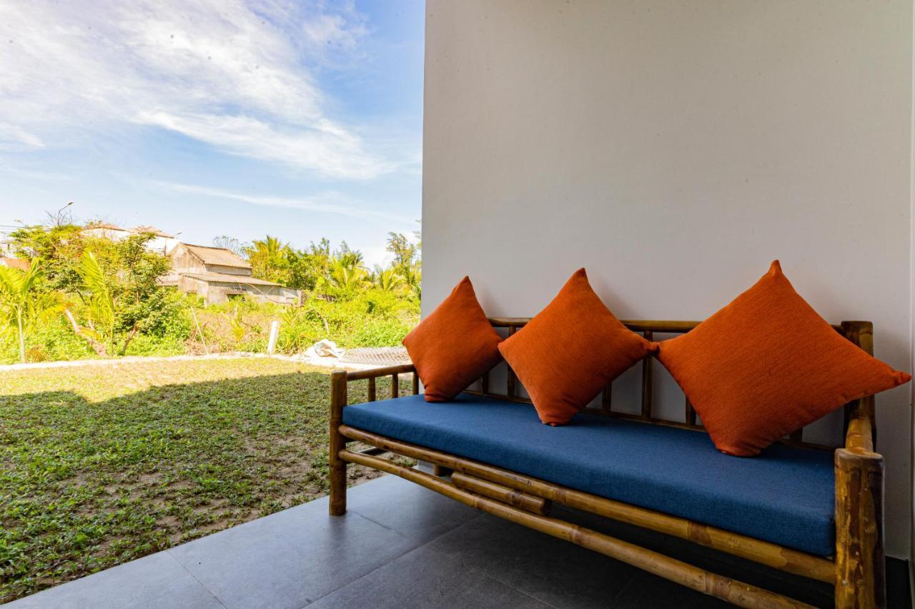 Local Beach Front Villas Tan Thanh Екстериор снимка