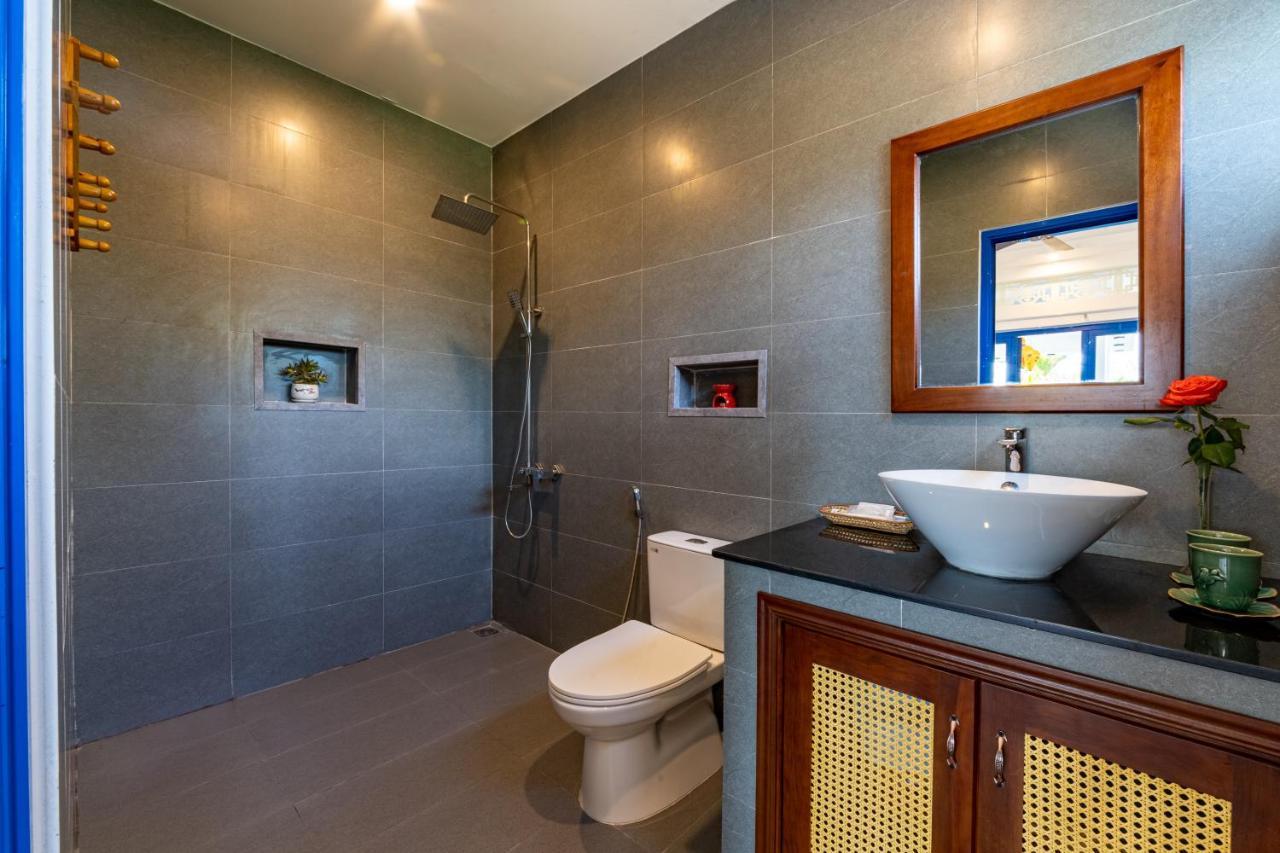 Local Beach Front Villas Tan Thanh Екстериор снимка